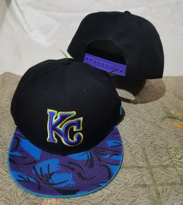 Kansas Royals hats-008